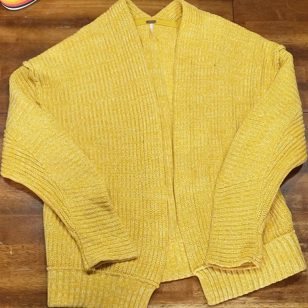 Free People cardigan - Picture 1 of 4